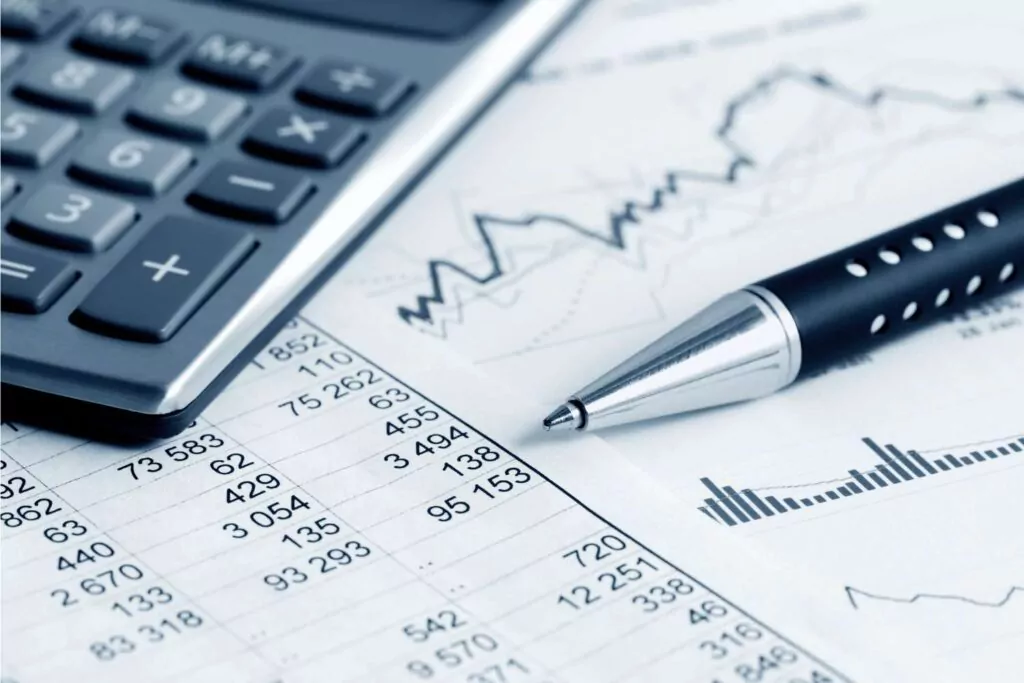 Ranking Kont Maklerskich 2025 – Jak Wybrać Najlepsze Konto do Inwestowania w Akcje i ETF-y? Ranking Kont Maklerskich